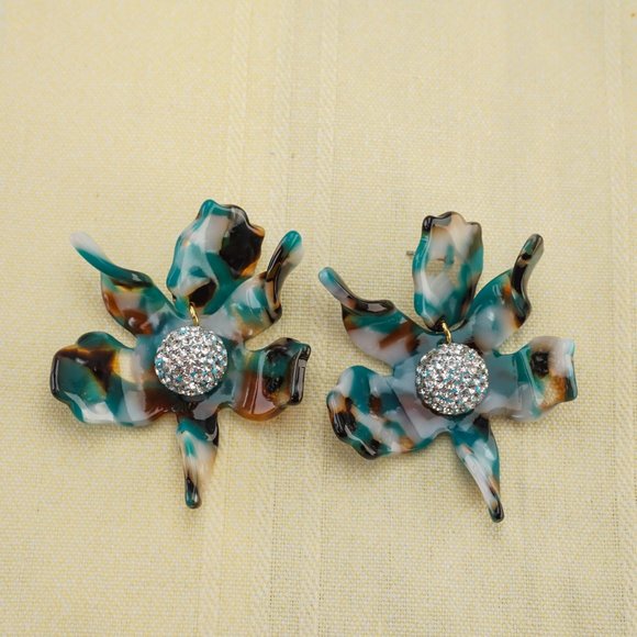 NEW Lele Sadoughi Crystal Lily Small Statement Earrings in Abalone - Picture 5 of 6